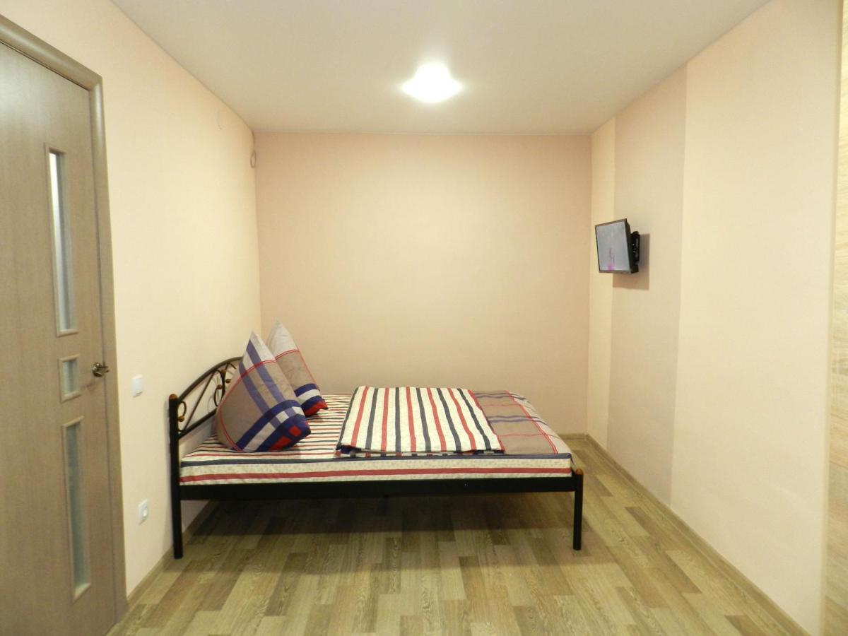 3-Room Apartment Near Inturist On Sobornyi Avenue 156, By Grandhome Zaporizhia Eksteriør billede