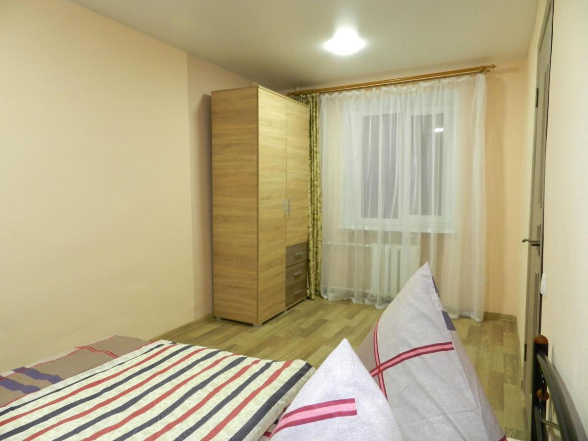 3-Room Apartment Near Inturist On Sobornyi Avenue 156, By Grandhome Zaporizhia Eksteriør billede